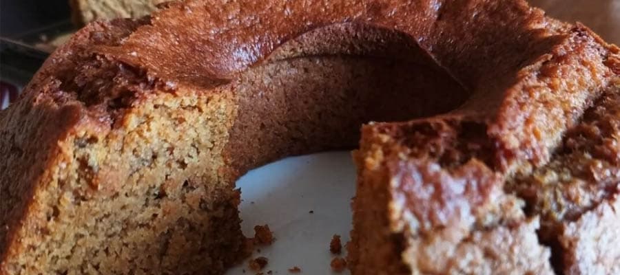 Bizcocho con panela, sin azúcar, saludable.
