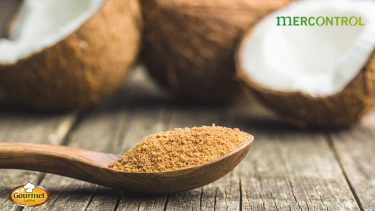 Descubre cómo preparar gelatina de panela con coco, un postre tradicional latino, natural y aromático, ideal para disfrutar sabores caseros auténticos a pesar de la distancia.